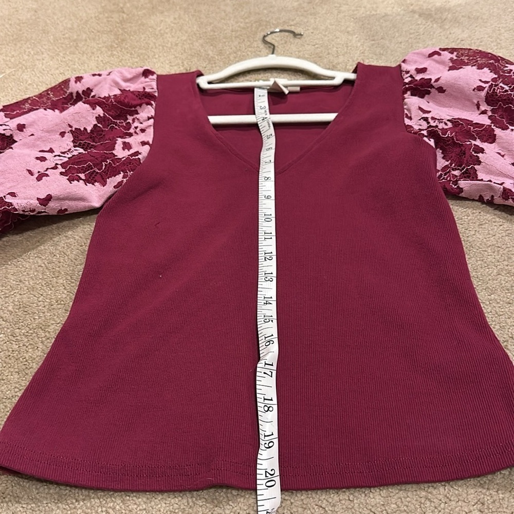 Anthropologie Dolan floral, plum, puff sleeve blouse in great condition! - Picture 3 of 6